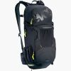 Cyklistický batoh EVOC FR ENDURO BLACKLINE 16 M/L