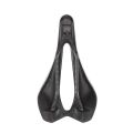 Cyklistické sedlo Selle Italia
 SLR CARBON Opal White L3