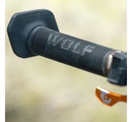 koncovky gripů WOLF TOOTH Locked-In Bar Ends