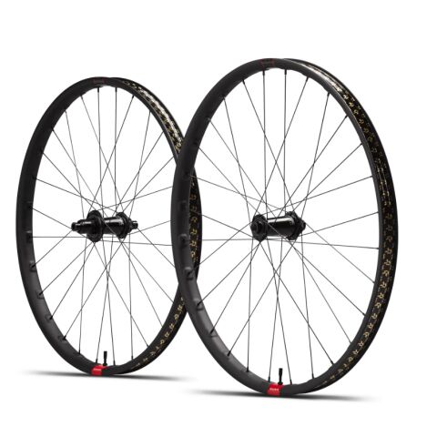 Zapletená kola Reserve Wheels RSV 30 SL 29