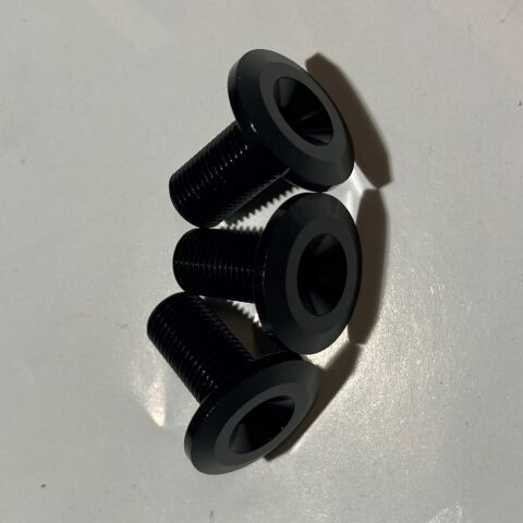 Náhradní čep Kona Bolt - Rocker to Seat Stay & Rear Shock Pivot Bolt Cap Screw
